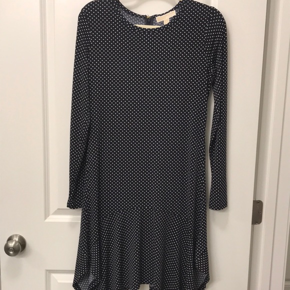 Light weight long sleeve dress - Picture 1 of 4